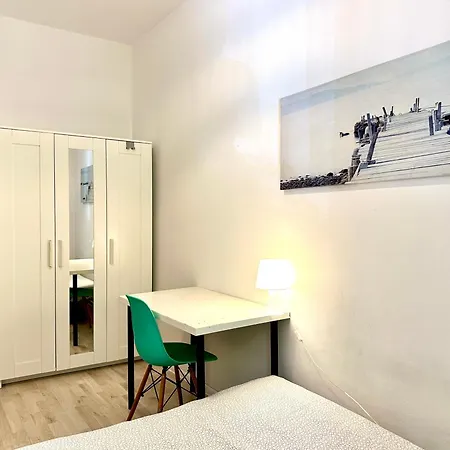 Ksiazat & Parking Obok Sopot